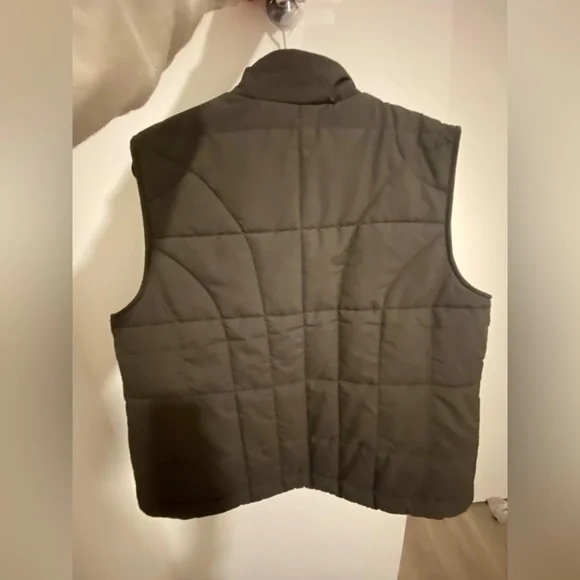 ❤️WIND RIVER VEST FOR SALE❤️ - Picture 6 of 8